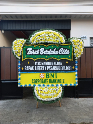 Papan Bunga Duka di Tapadaa