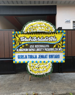 Papan Bunga Duka di Tapadaa