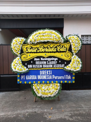 Papan Bunga Duka di Tapadaa